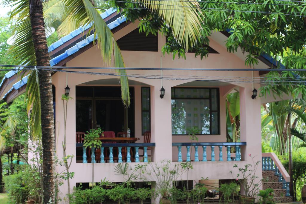 Chaiwat Resort Laem Sing Exterior photo
